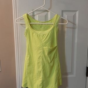 Lululemon workout tank!!